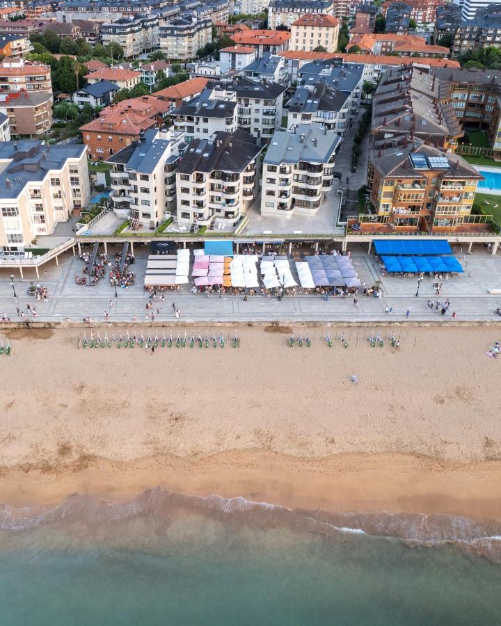 Zarautz Beach With Parking By Aston Rentals Exterior photo