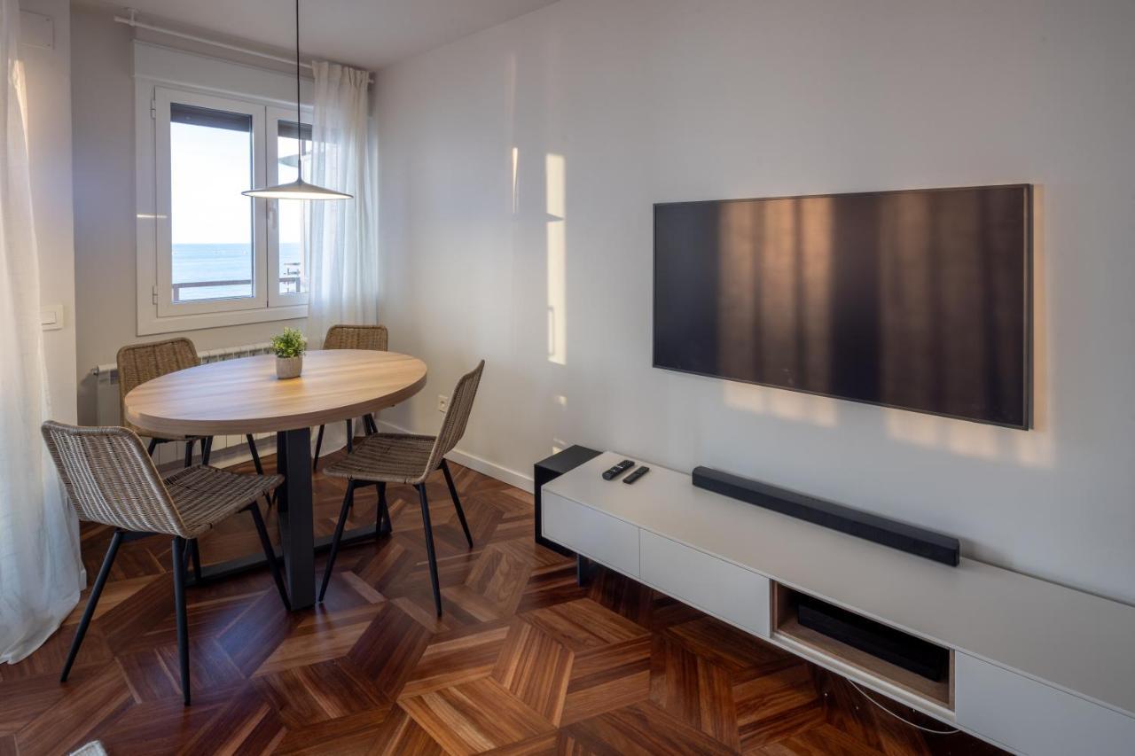 Zarautz Beach With Parking By Aston Rentals Exterior photo