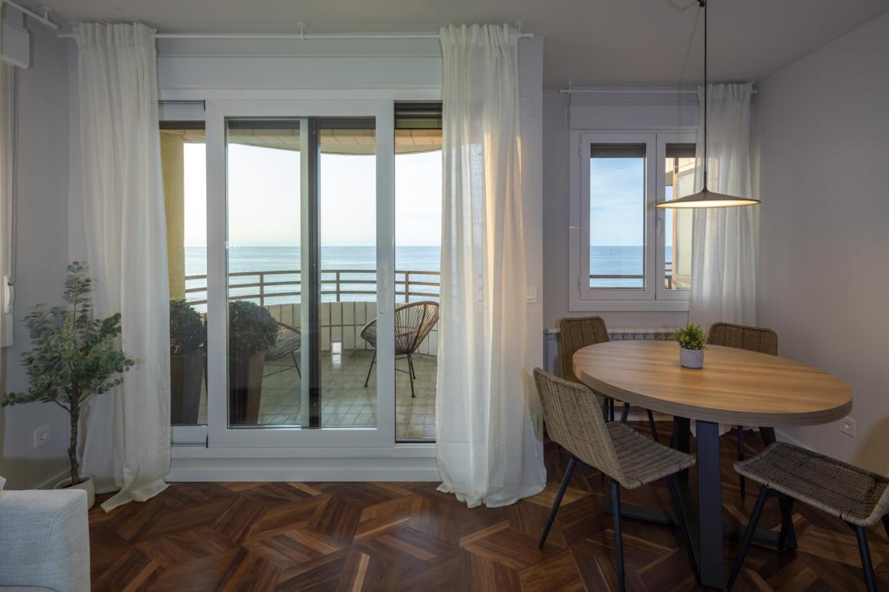 Zarautz Beach With Parking By Aston Rentals Exterior photo